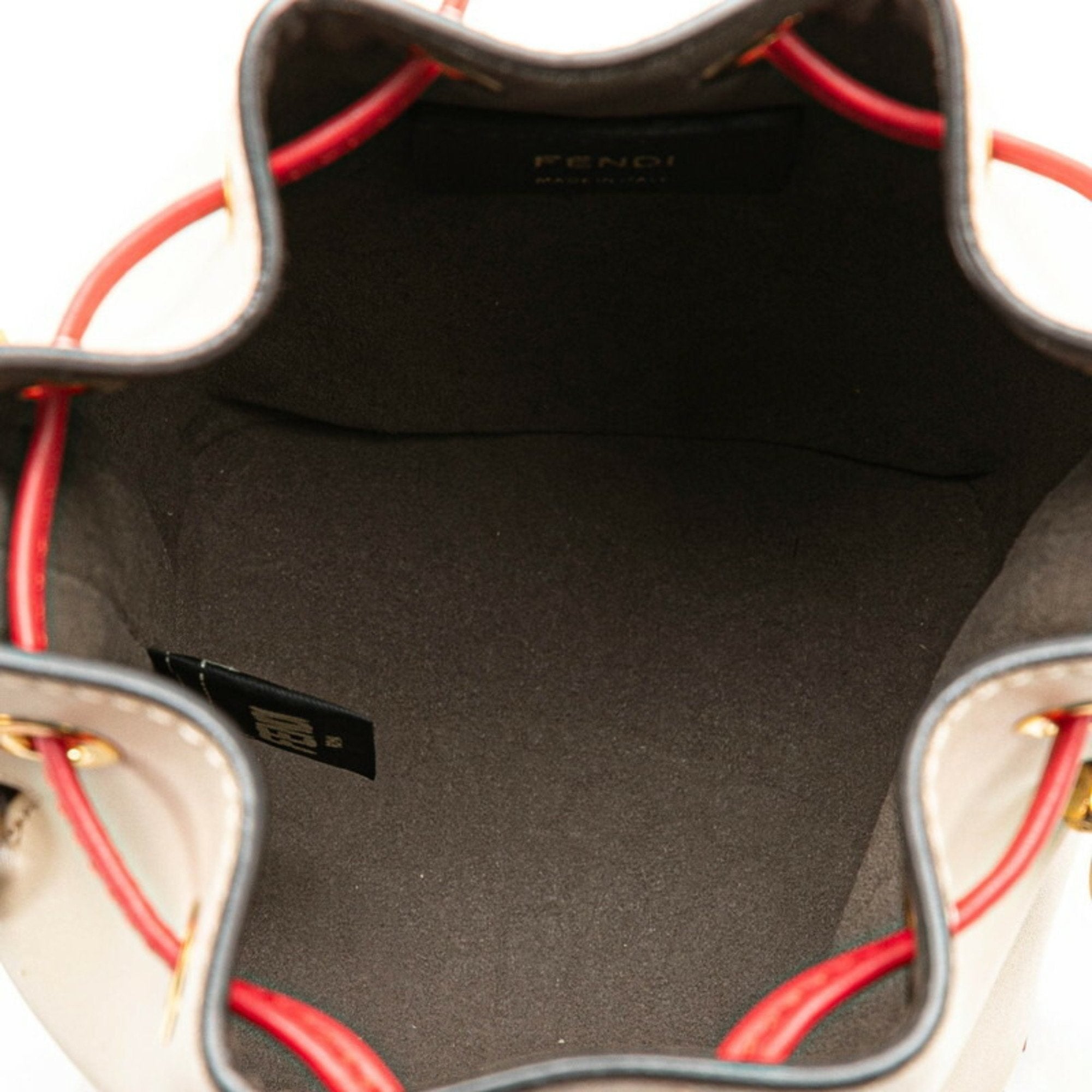 192027611.jpg