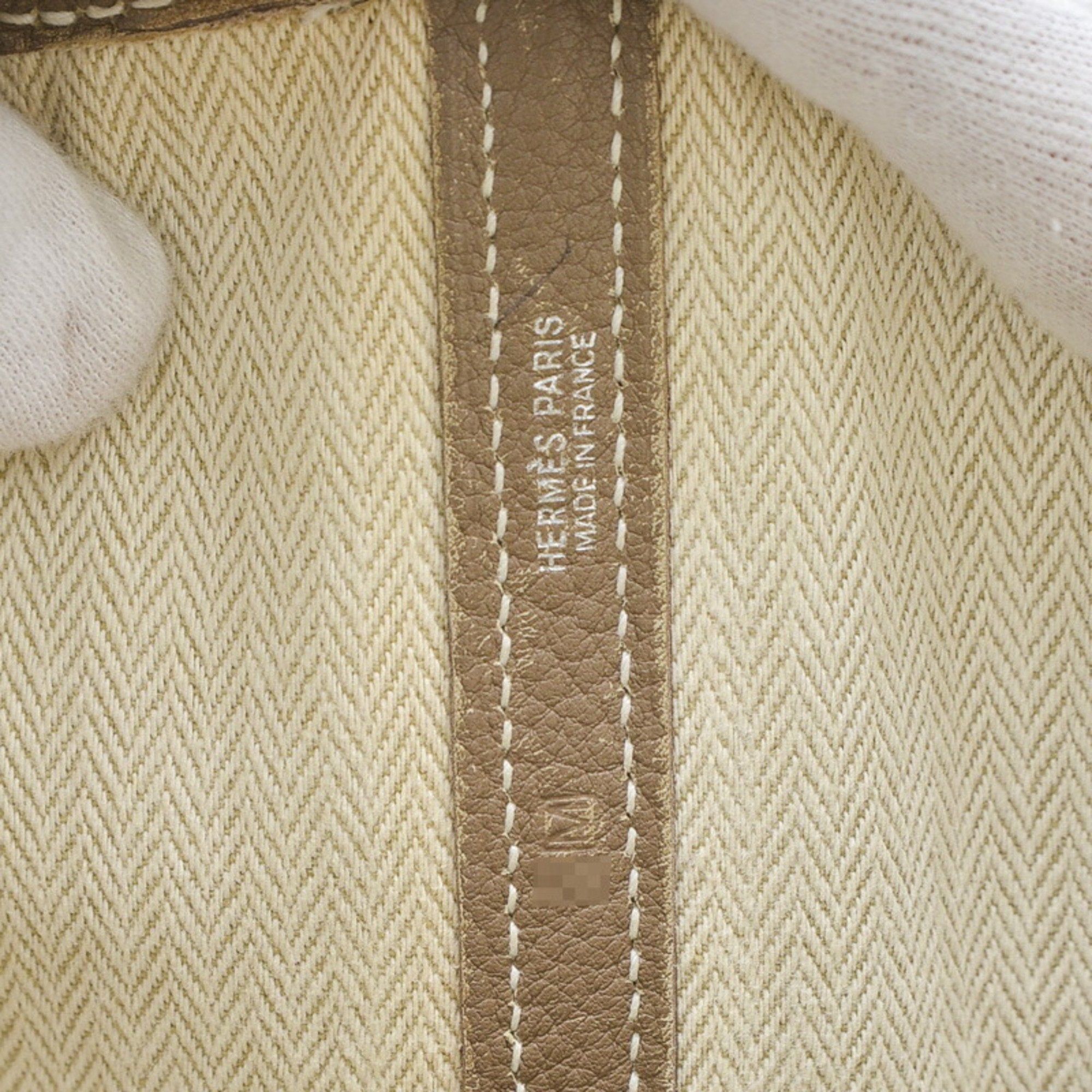 192037595.jpg