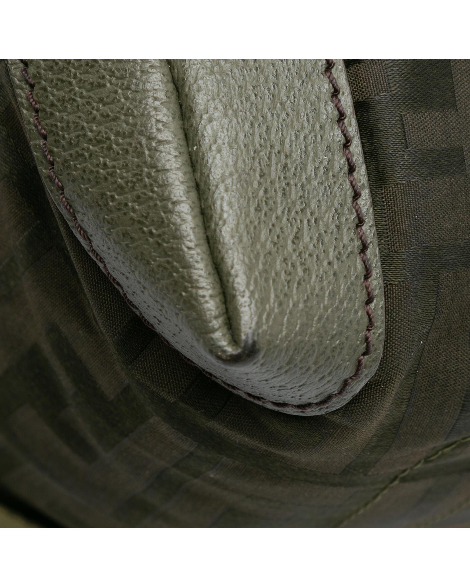 200865859.jpg