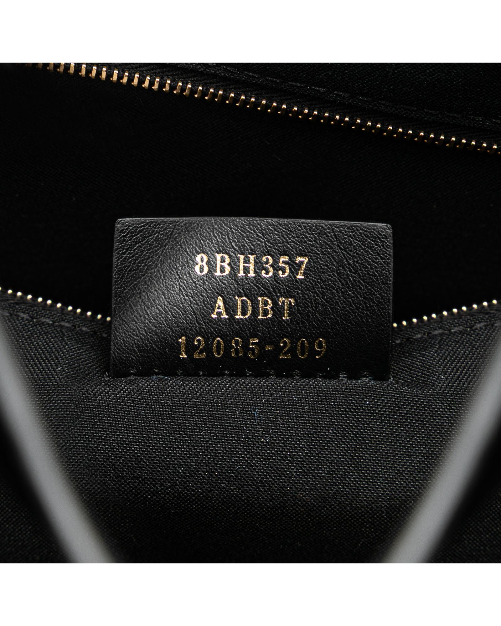 216423484.jpg