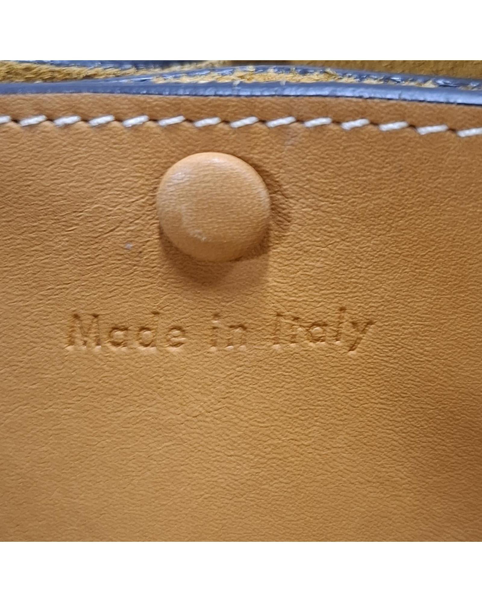 216847213.jpg